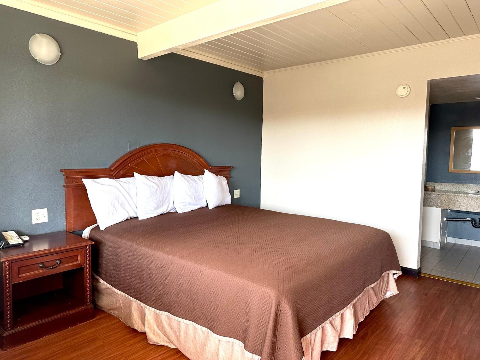 Regency Inn Fresno Kültér fotó